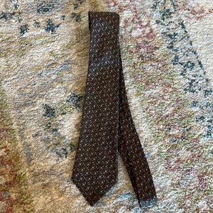 Gorgeous brown silk hermés tie